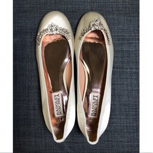 Badgley Mischka ivory flats